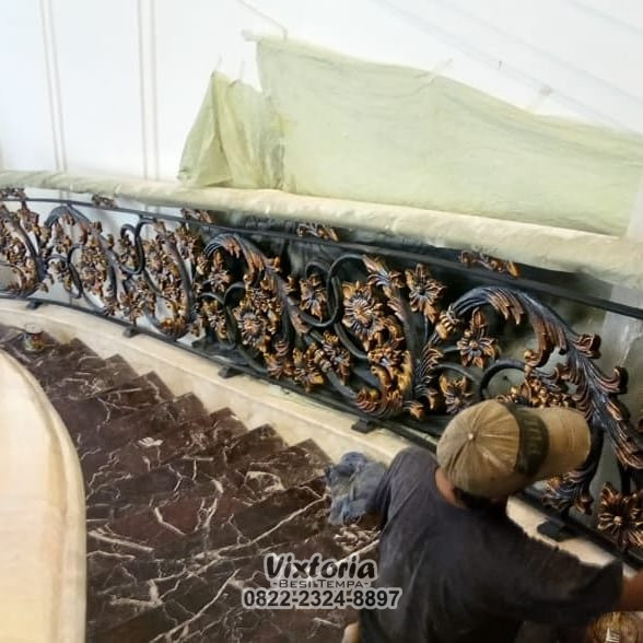 Railing Tangga Klasik Mewah - Image 3
